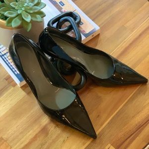 Black patent pump. Size 7.5.